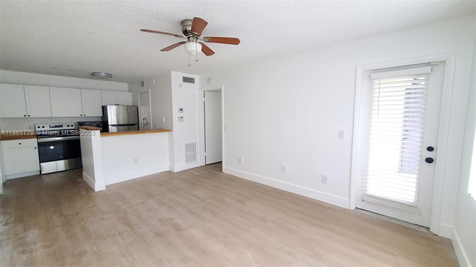 4581 West McNab Road, Unit 15 Pompano Beach, FL 33069 - Photo 4 of 30