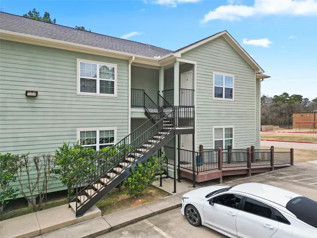 $1,700,000 | 409 Beto Street, Huntsville, TX 77340