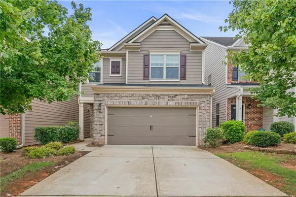$2,850 | 4940 Breezewood Circle, Alpharetta, GA 30004
