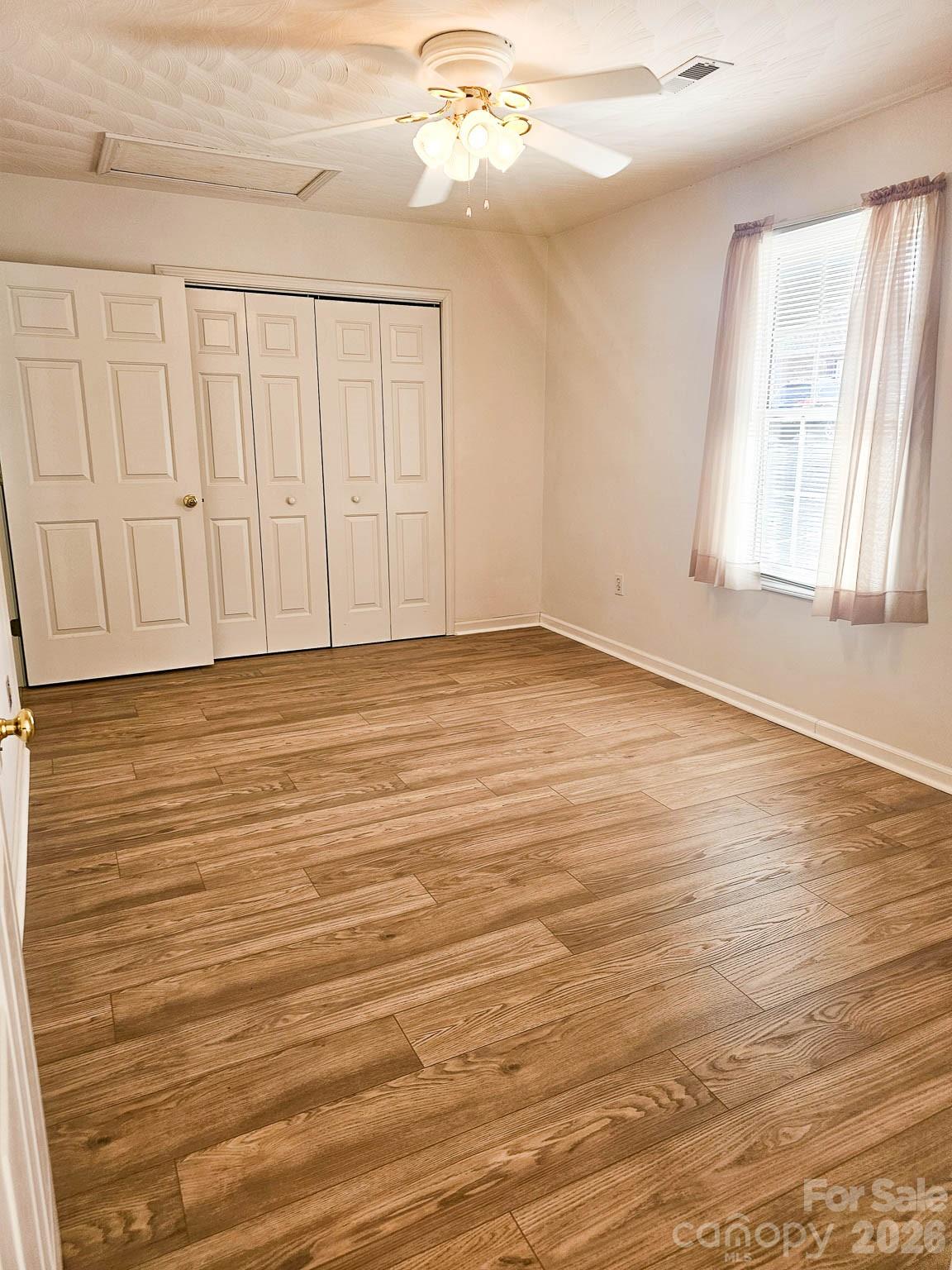 151 24th Street Northwest Hickory, NC 28601 - Photo 11 of 37