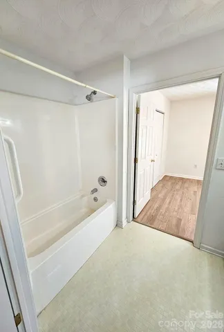 $164,900 | 151 24th Street Northwest, Hickory, NC 28601