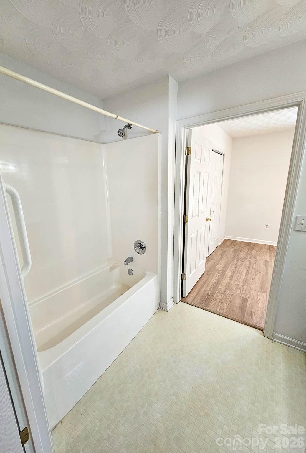 151 24th Street Northwest Hickory, NC 28601 - Photo 18 of 37