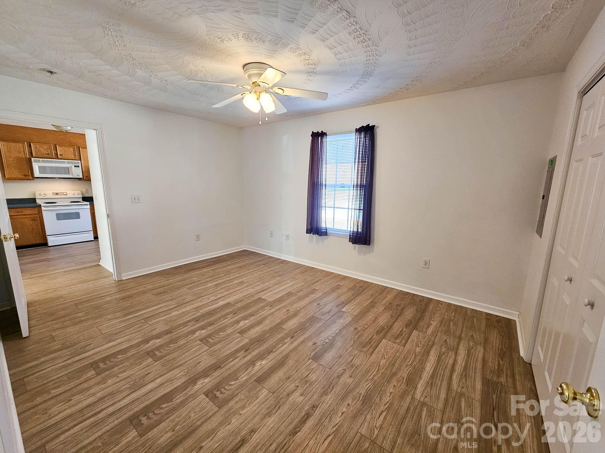 151 24th Street Northwest Hickory, NC 28601 - Photo 19 of 37