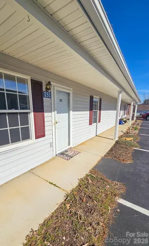 $164,900 | 151 24th Street Northwest, Hickory, NC 28601