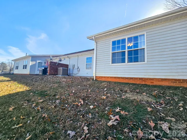 $164,900 | 151 24th Street Northwest, Hickory, NC 28601