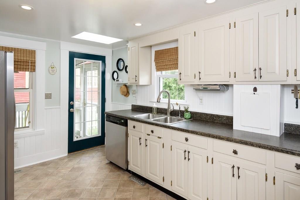 67 Rochester Street Berwick, ME 03901 - Photo 1 of 33 Photo