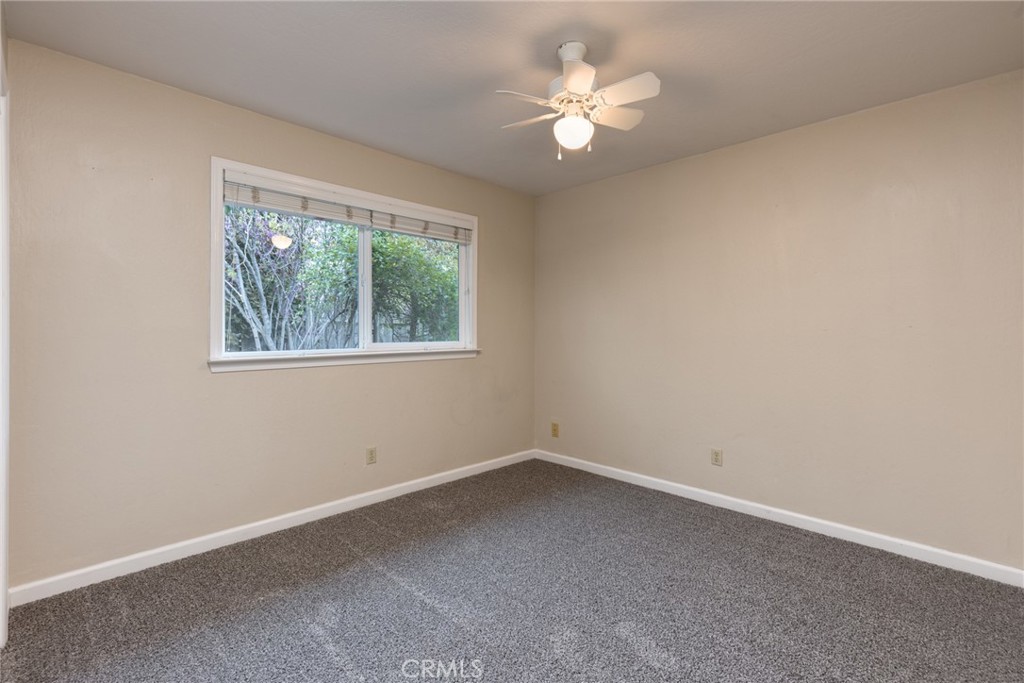 44 Forest Creek Circle Chico, CA 95928 - Photo 11 of 21 an empty room with a window