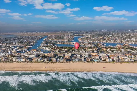 $549,000 | 16922 Pacific Coast Highway, Unit 102, Huntington Beach, CA 92649