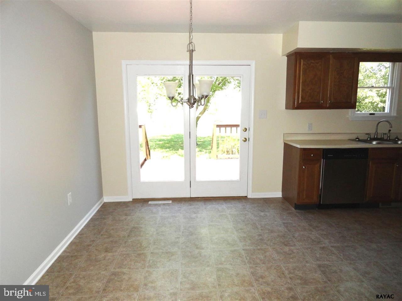 563 Church Road York, PA 17404 - Photo 9 of 15 Gallery Image 9