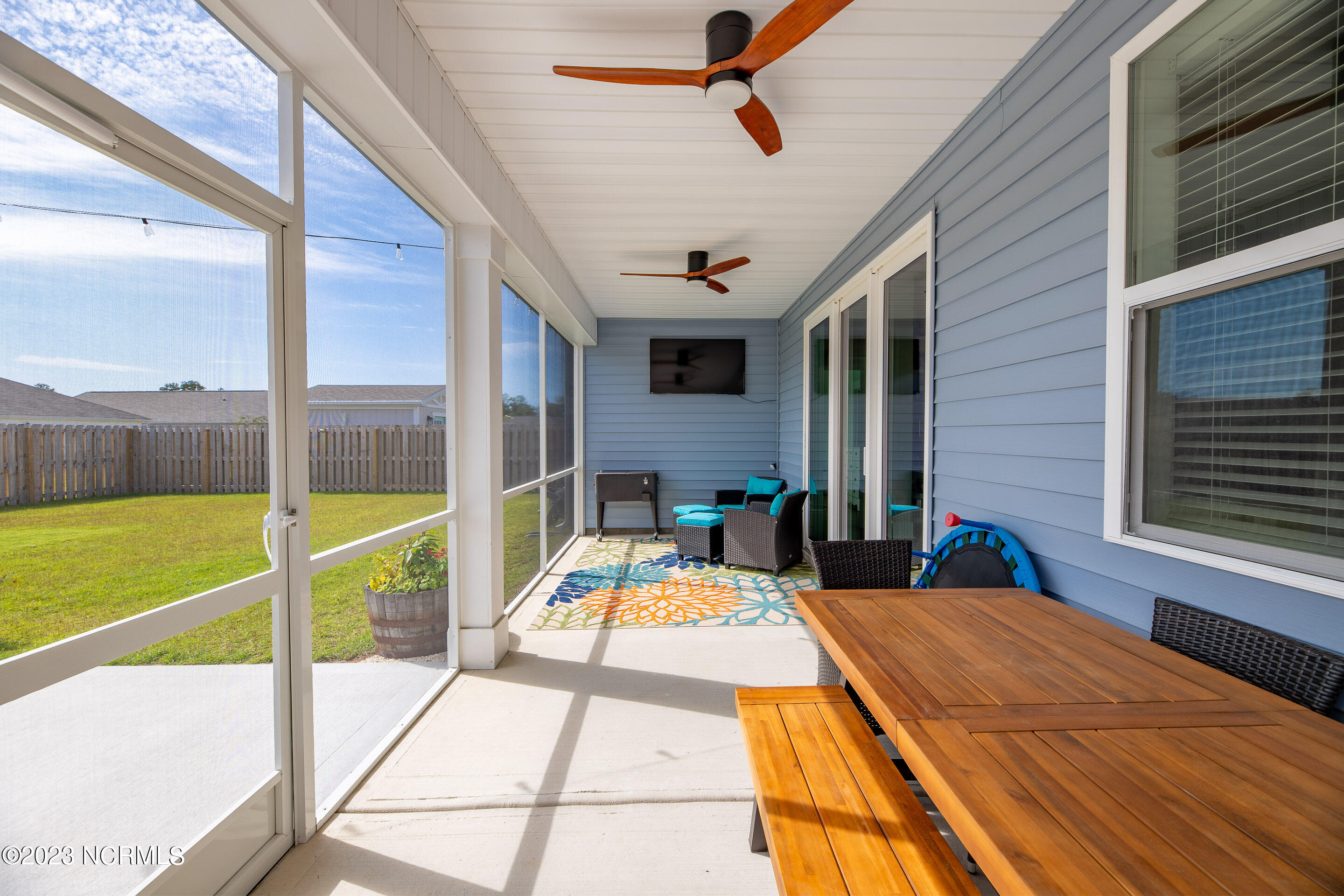 416 Edgewater Way Surf City, NC 28445 - Photo 24 of 35 Screened Porch