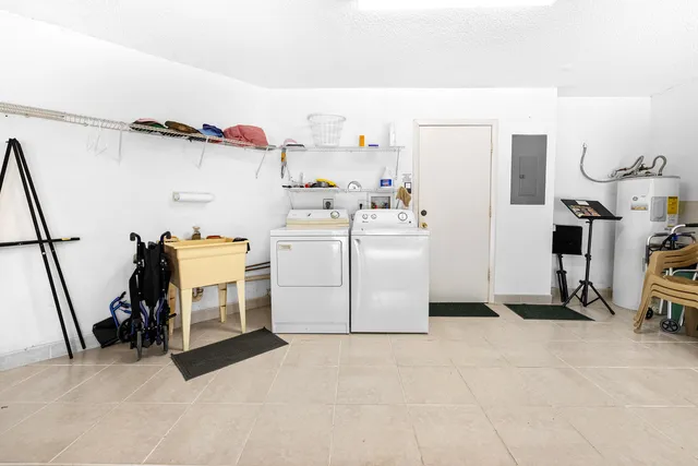 $375,000 | 5355 10th Fairway Drive, Unit 1, Delray Beach, FL 33484