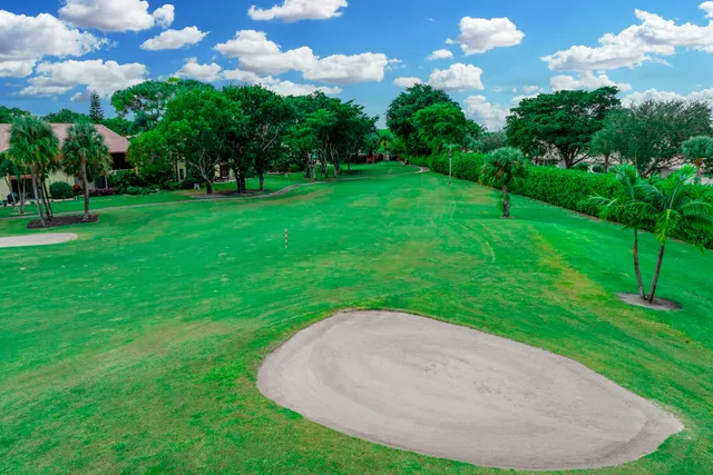$375,000 | 5355 10th Fairway Drive, Unit 1, Delray Beach, FL 33484