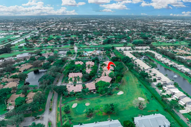 $375,000 | 5355 10th Fairway Drive, Unit 1, Delray Beach, FL 33484