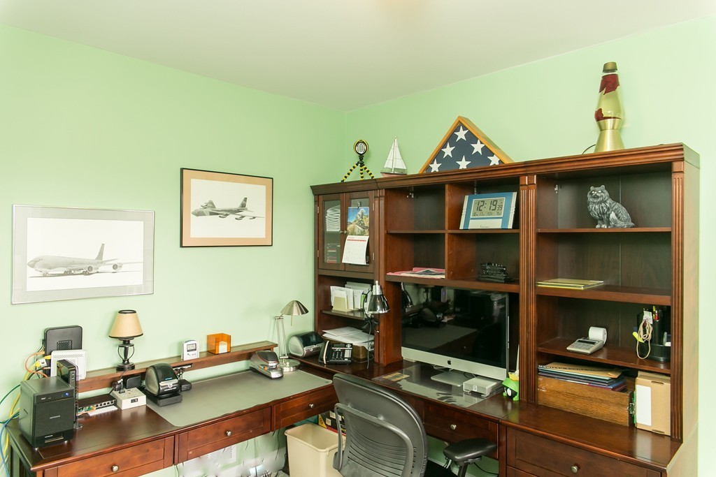 108 Valley Road Southampton, MA 01073 - Photo 17 of 30