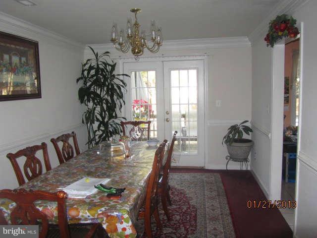 10305 Abbott Road Manassas, VA 20110 - Photo 2 of 7 Dining Room