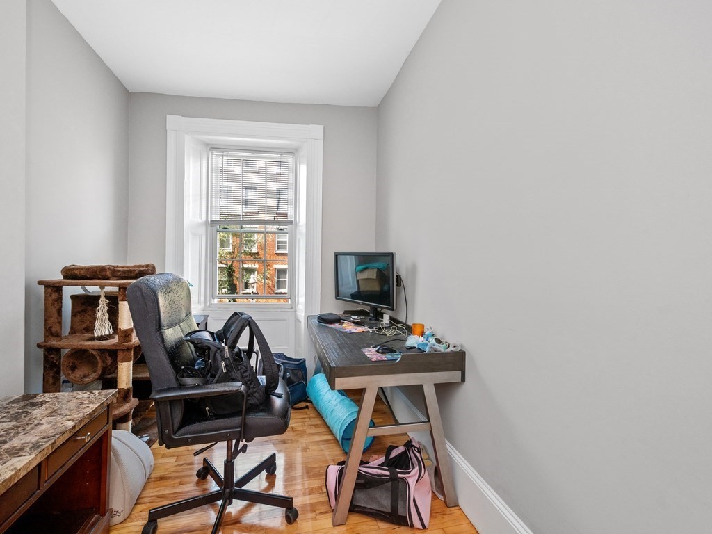 83 Main Street, Unit 1 Boston, MA 02129 - Photo 4 of 7