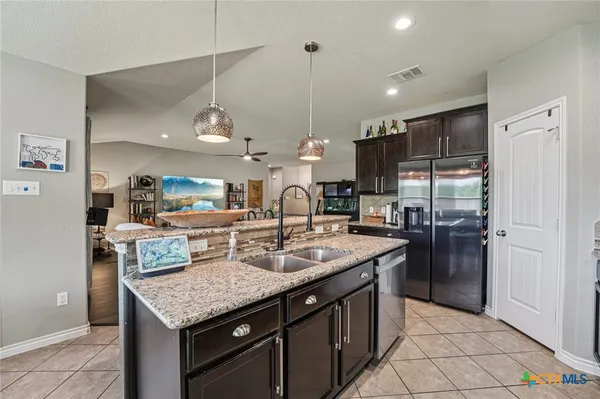 $2,195 | 3303 Vineyard Trail, Harker Heights, TX 76548