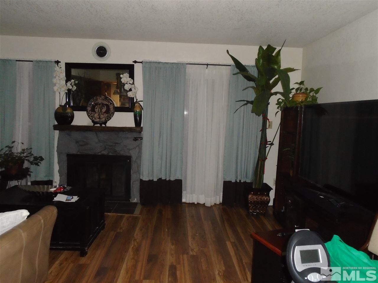 4217 Baker Lane Reno, NV 89509 - Photo 5 of 22 Photo 5