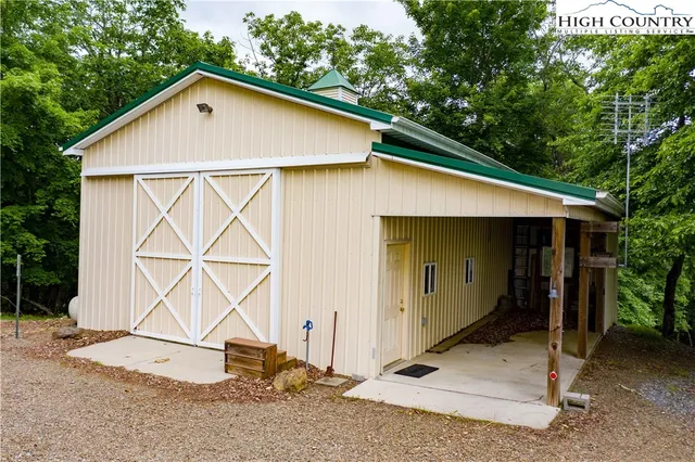 $795,000 | 1053 Rich Hill Mountain Road, Glade Valley, NC 28627