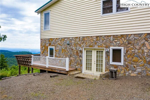 $695,000 | 1053 Rich Hill Mountain Road, Glade Valley, NC 28627