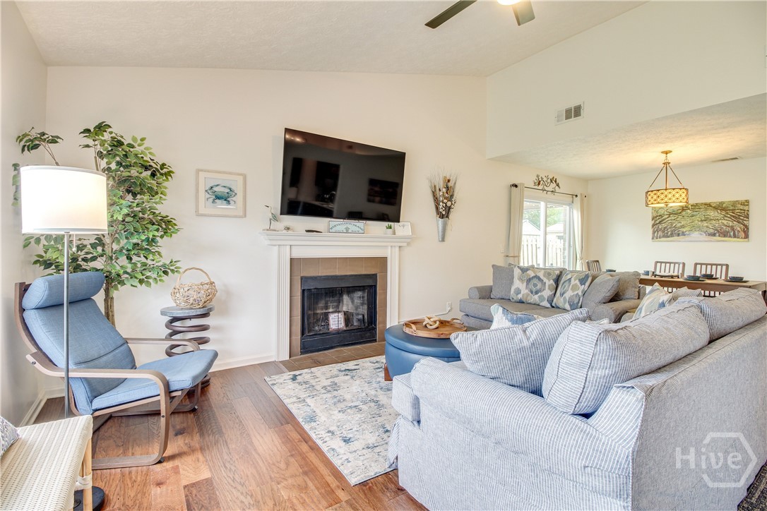 7 Ropemaker Court Savannah, GA 31410 - Photo 3 of 30