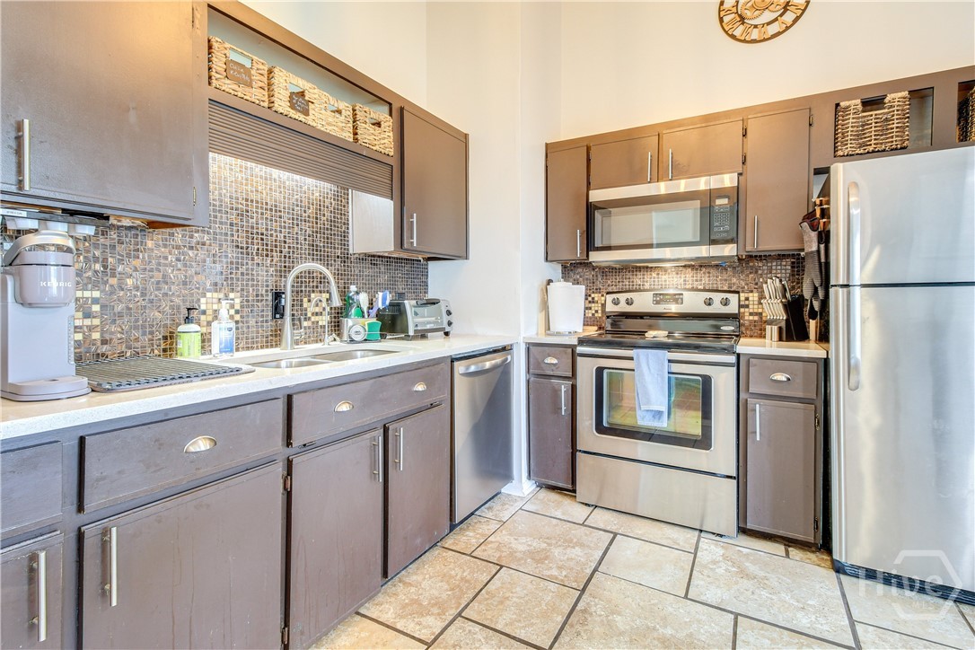 7 Ropemaker Court Savannah, GA 31410 - Photo 8 of 30