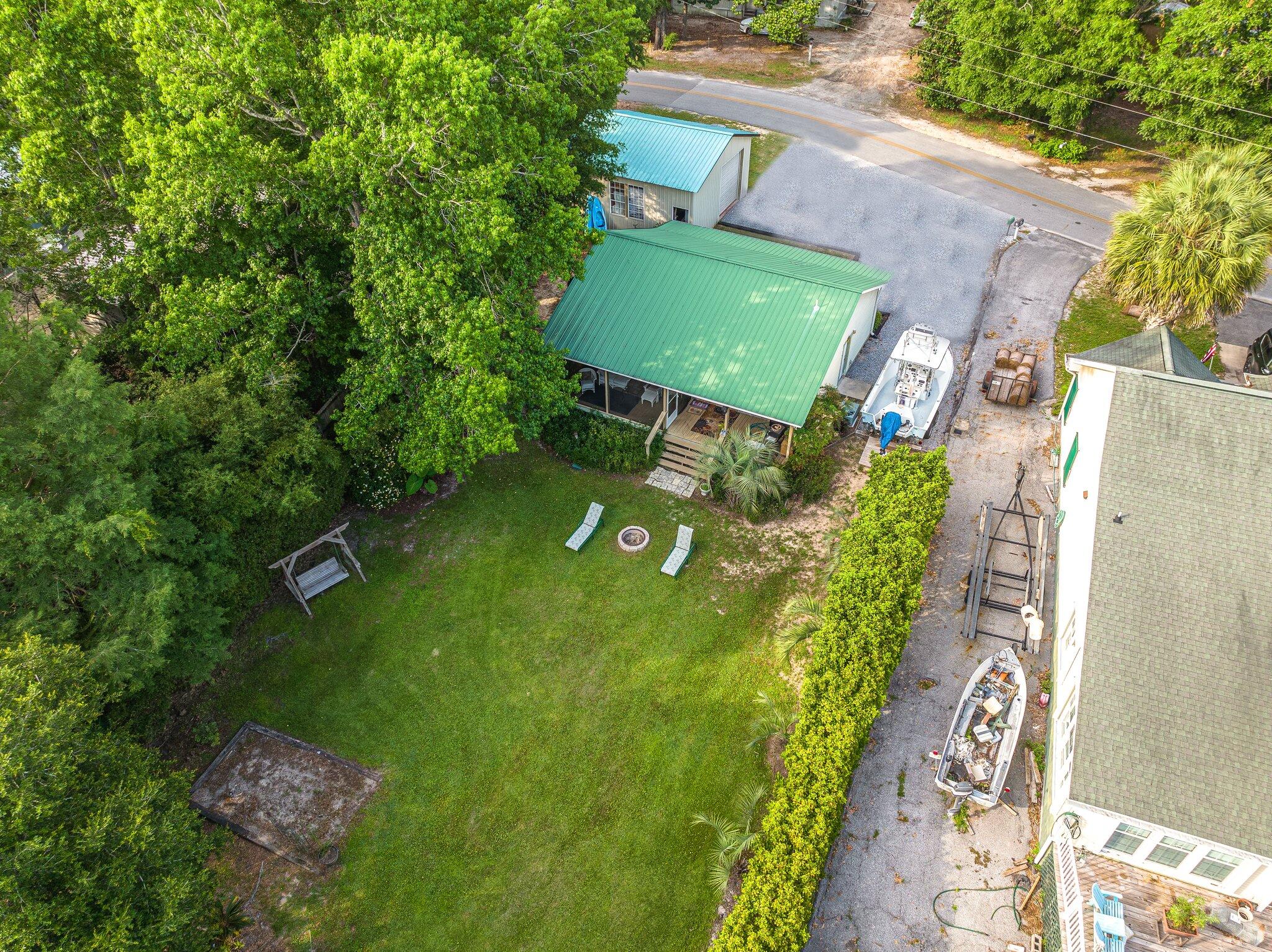 214 Stillwater Road Freeport, FL 32439 - Photo 22 of 24 Gallery Image 22