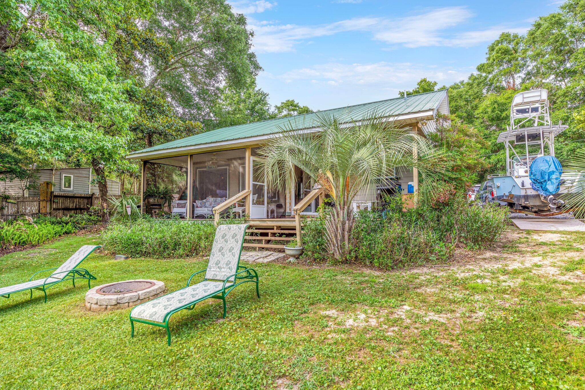 214 Stillwater Road Freeport, FL 32439 - Photo 8 of 24 Gallery Image 8