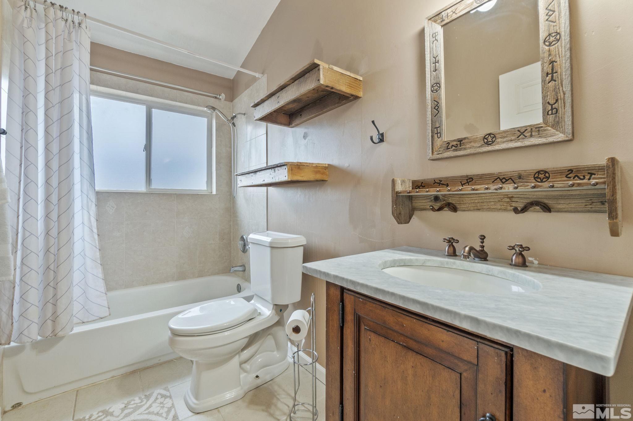 5224 Eagle Reno, NV 89510 - Photo 11 of 40 Photo 11