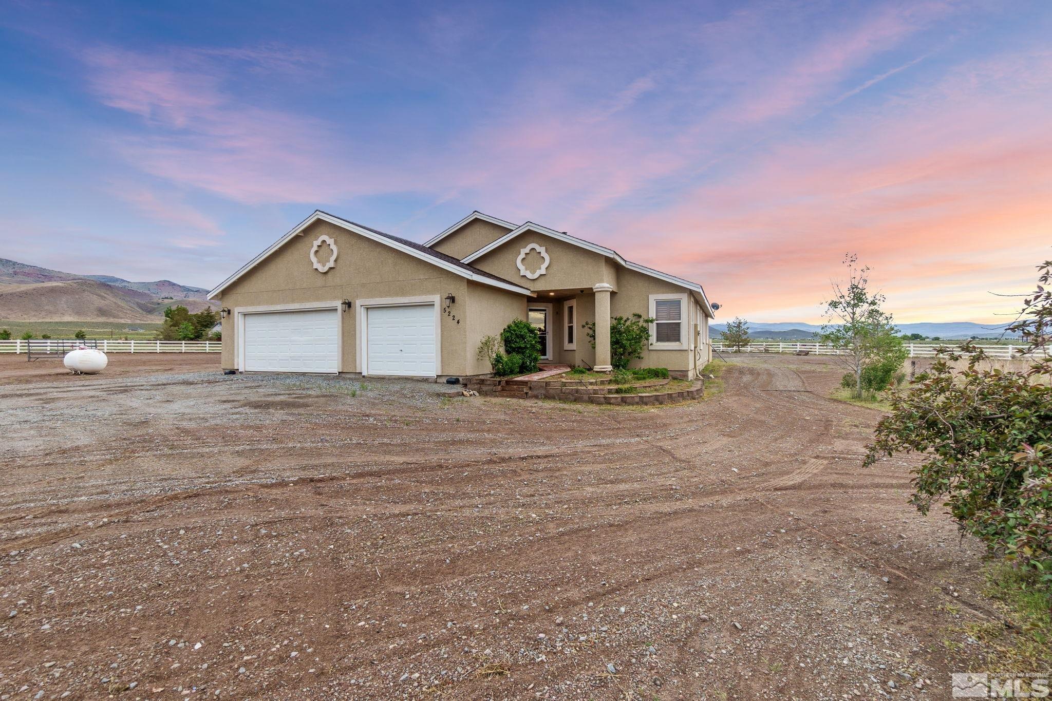 5224 Eagle Reno, NV 89510 - Photo 2 of 40 Photo 2