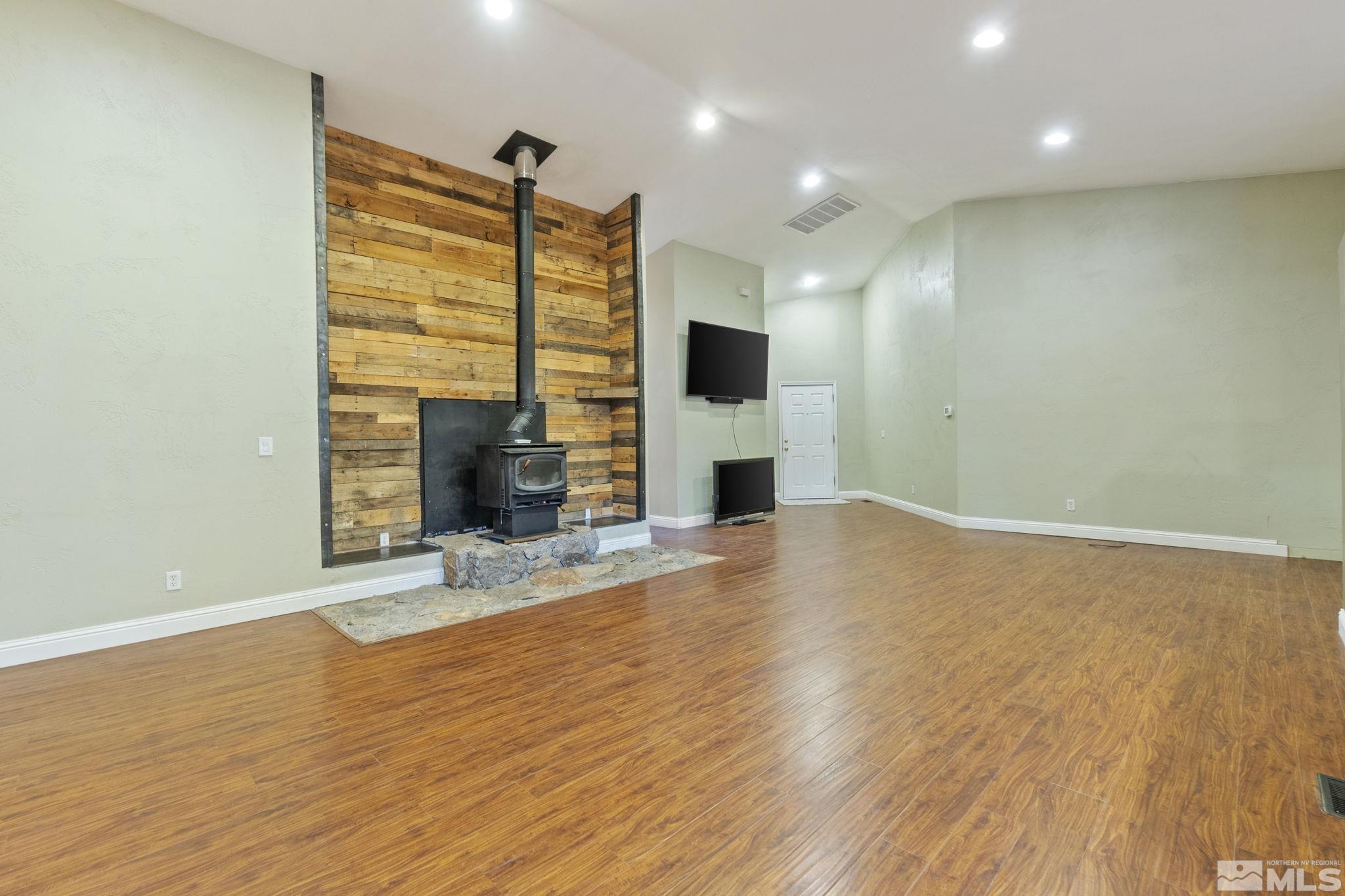 5224 Eagle Reno, NV 89510 - Photo 28 of 40 Photo 28