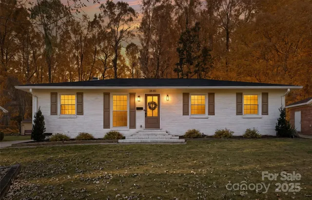 $479,000 | 3640 Densmore Drive, Charlotte, NC 28205