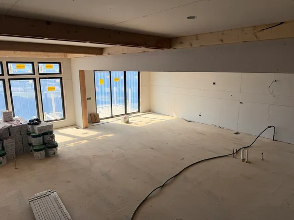a view of a livingroom with furniture