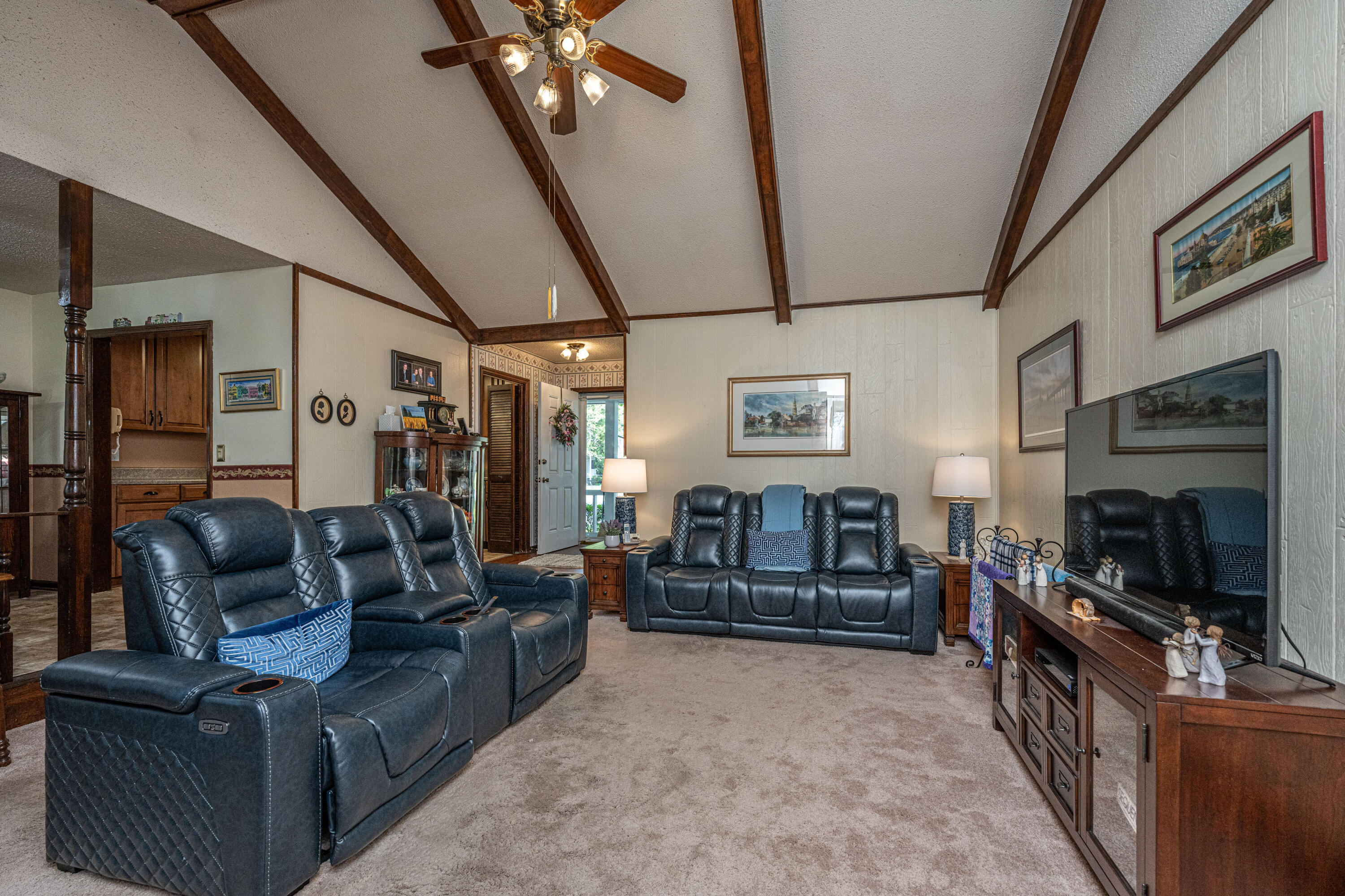 809 Eastern White Pines Road Ladson, SC 29456 - Photo 11 of 39 809EasternWhitePinesRd011