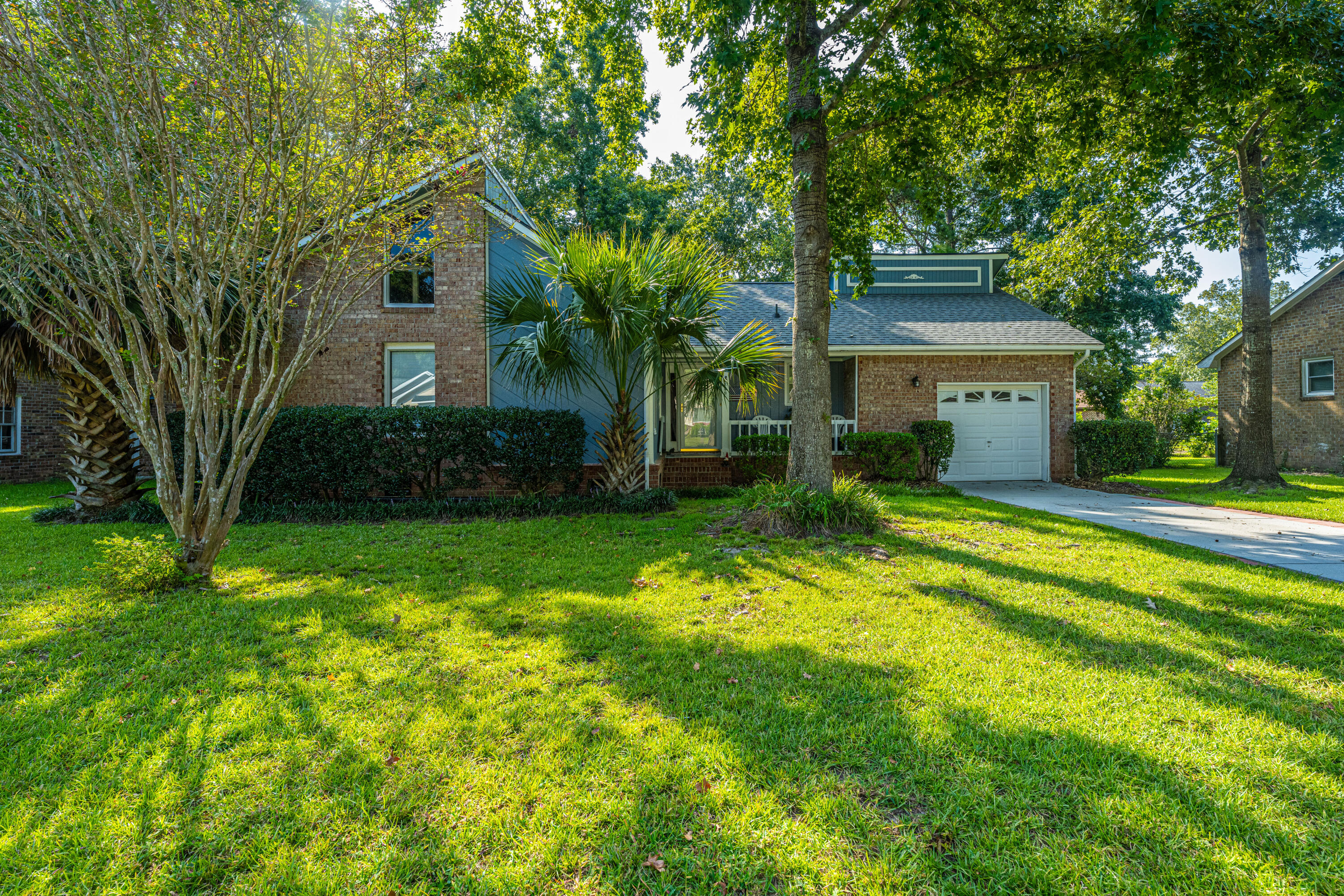 809 Eastern White Pines Road Ladson, SC 29456 - Photo 5 of 39 809EasternWhitePinesRd005
