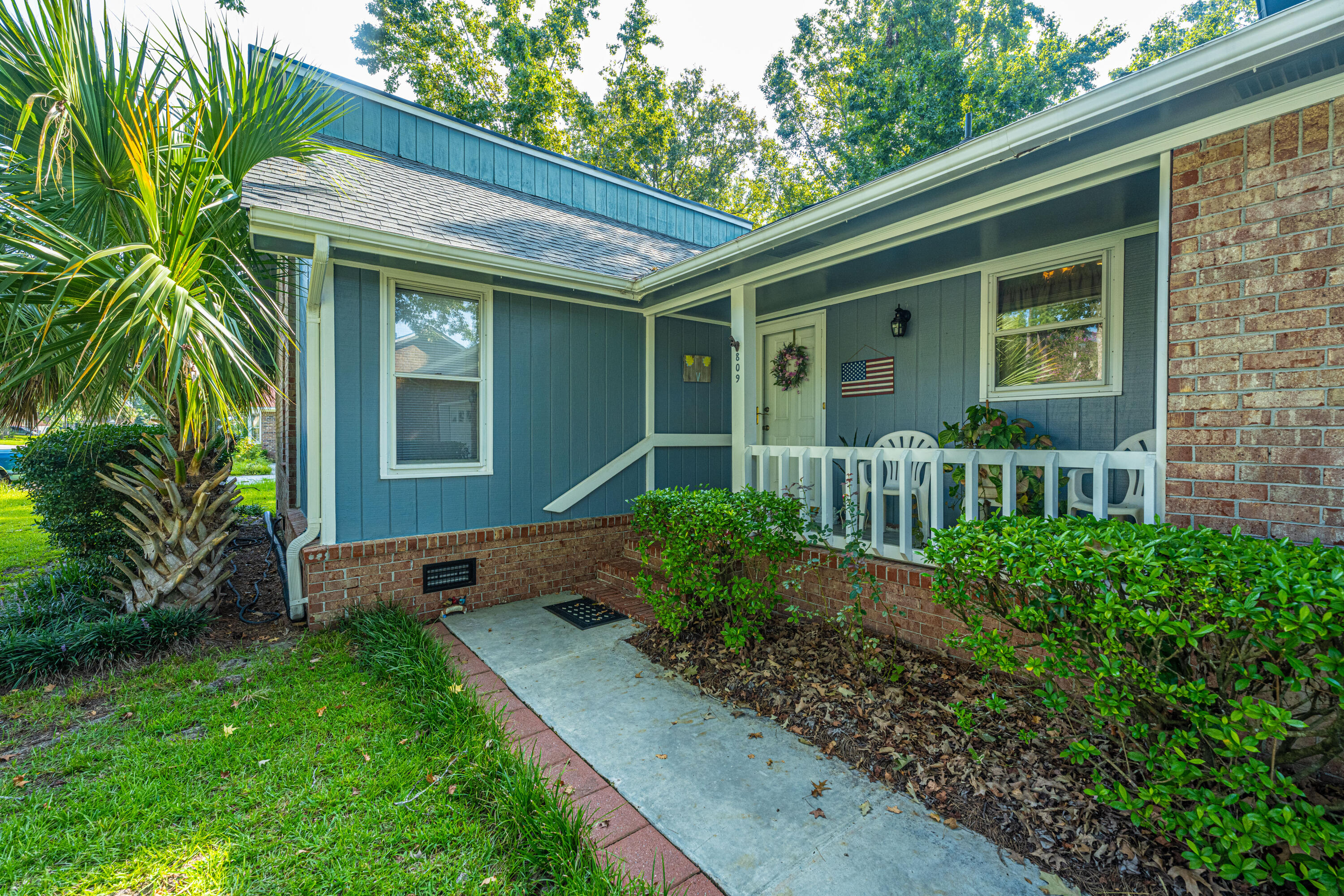 809 Eastern White Pines Road Ladson, SC 29456 - Photo 6 of 39 809EasternWhitePinesRd006