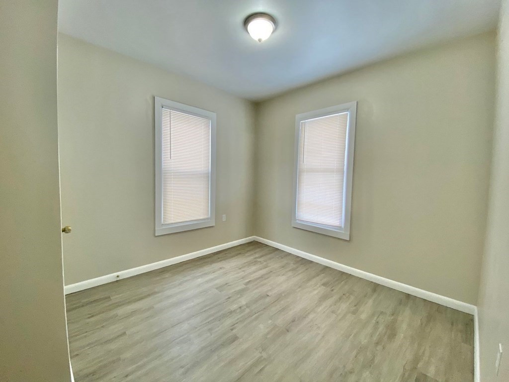 39 Acushnet Avenue, Unit 1 Springfield, MA 01105 - Photo 19 of 20 Gallery Image 19