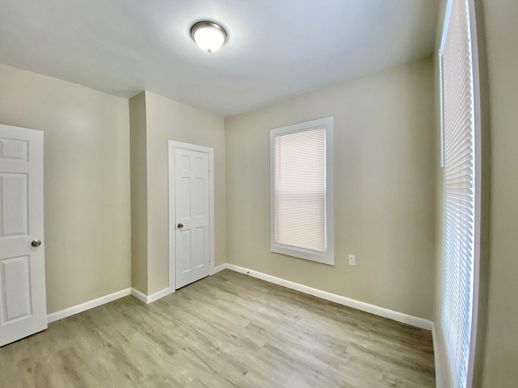 39 Acushnet Avenue, Unit 1 Springfield, MA 01105 - Photo 20 of 20 Gallery Image 20