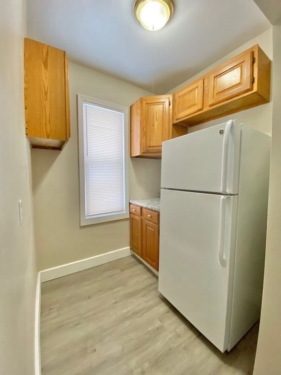 39 Acushnet Avenue, Unit 1 Springfield, MA 01105 - Photo 8 of 20 Gallery Image 8