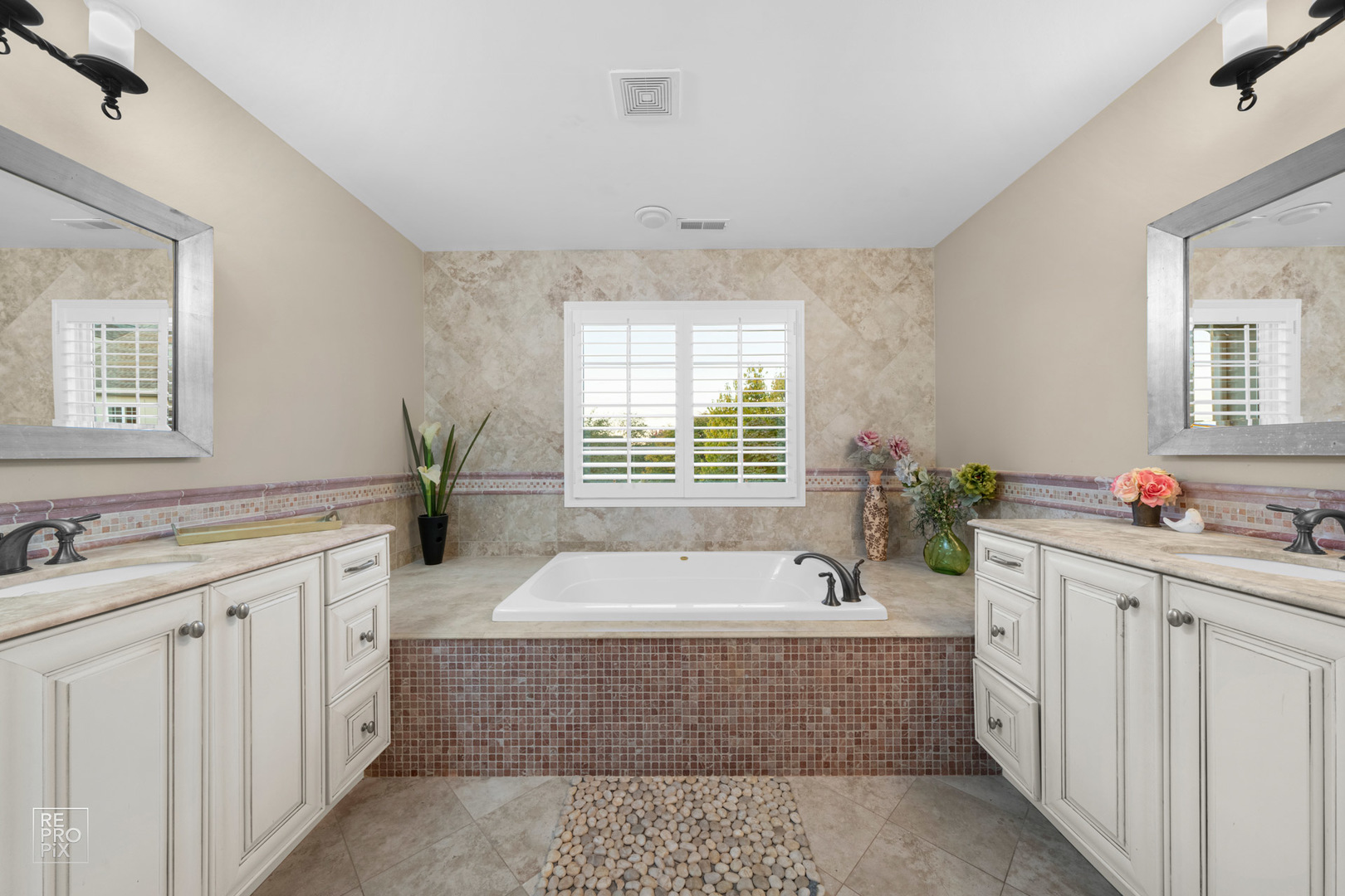 156 Paxton Road Bloomingdale, IL 60108 - Photo 7 of 10