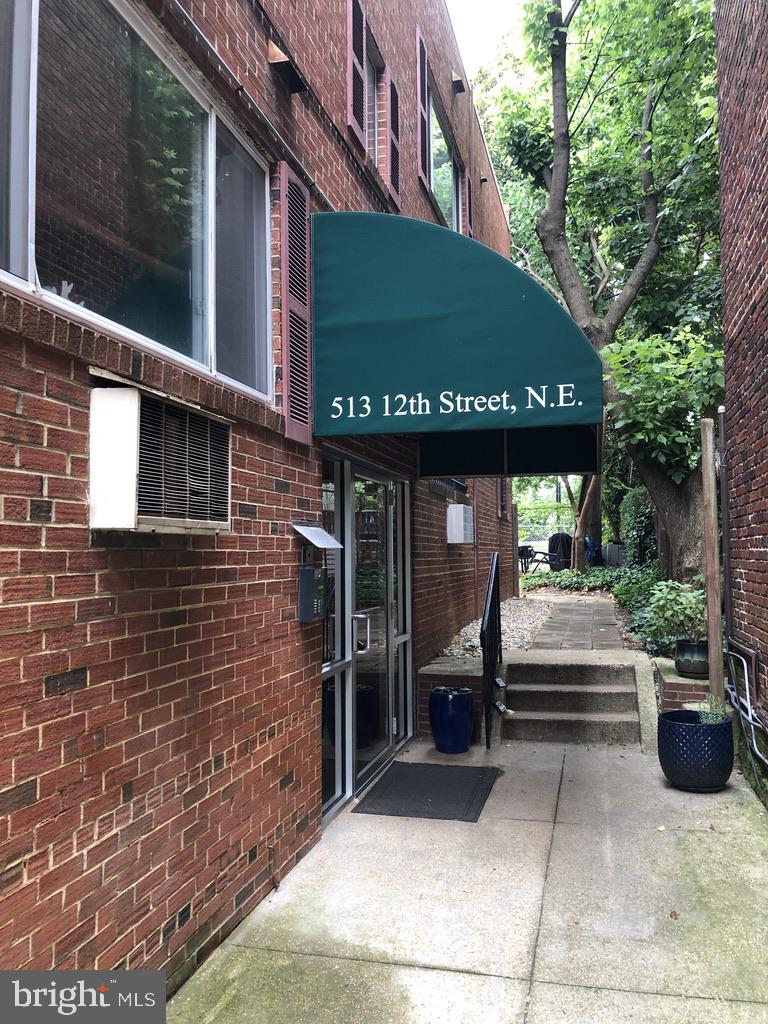 513 12th Street Northeast, Unit 9 Washington, DC 20002 - Photo 1 of 35 Gallery Image 1