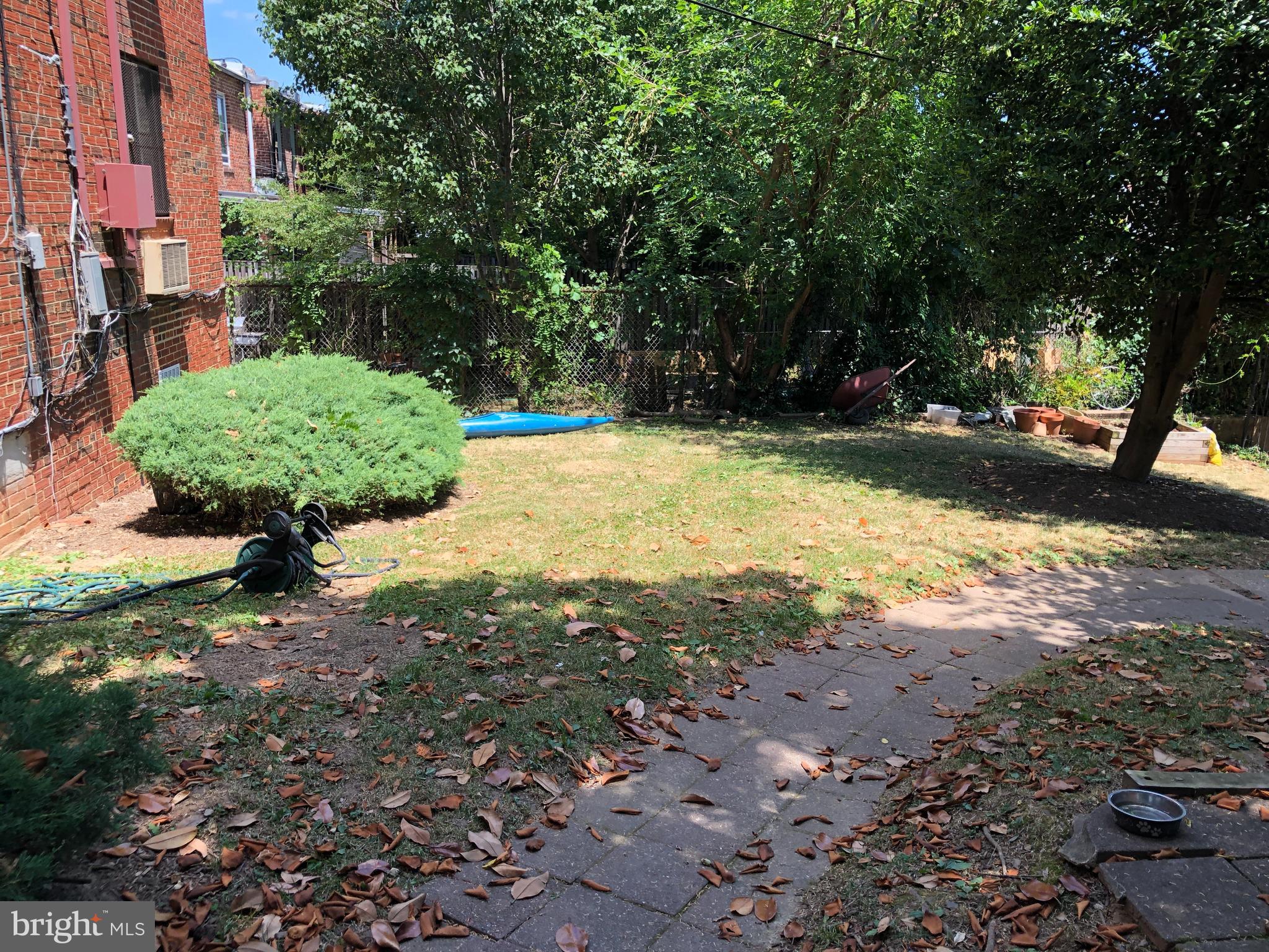 513 12th Street Northeast, Unit 9 Washington, DC 20002 - Photo 27 of 35 Back yard green space