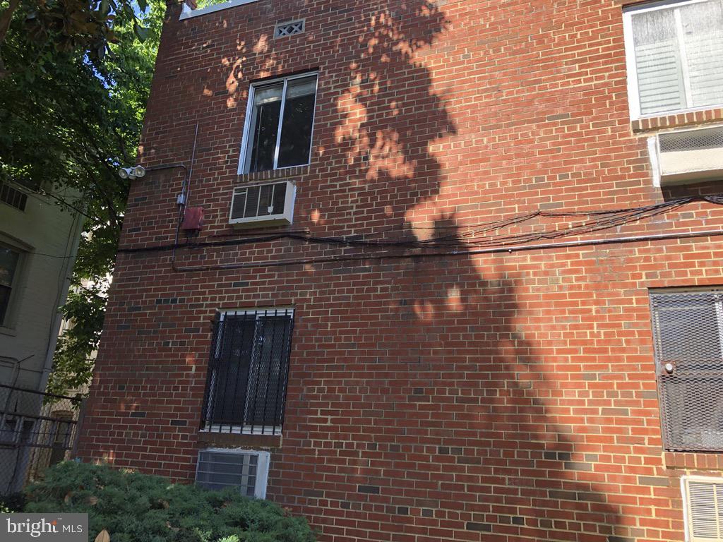 513 12th Street Northeast, Unit 9 Washington, DC 20002 - Photo 31 of 35 Gallery Image 31