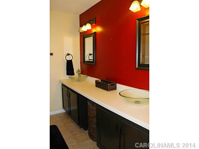 301 Oak Hollow Road Union Grove, NC 28689 - Photo 9 of 16 Gallery Image 9