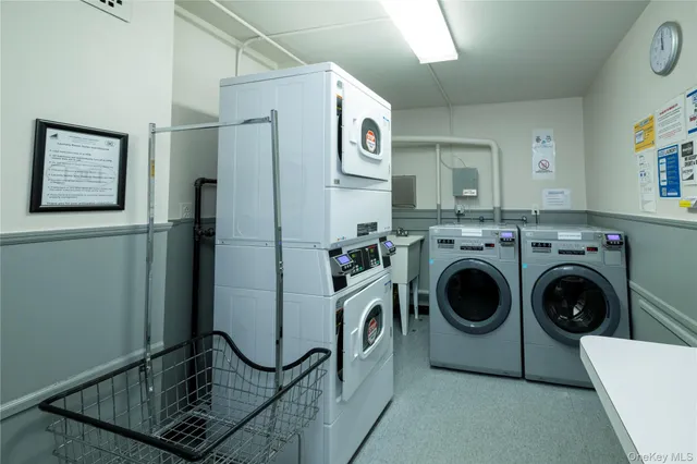 $269,900 | 200 Diplomat Drive, Unit 8B, Mount Kisco, NY 10549