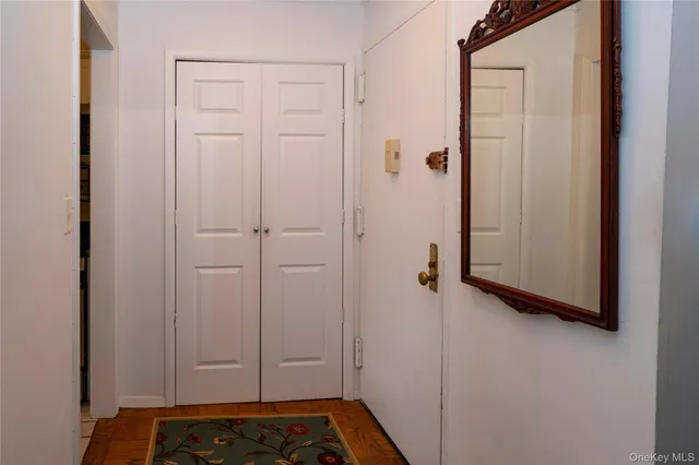 $275,000 | 200 Diplomat Drive, Unit 8B, Mount Kisco, NY 10549