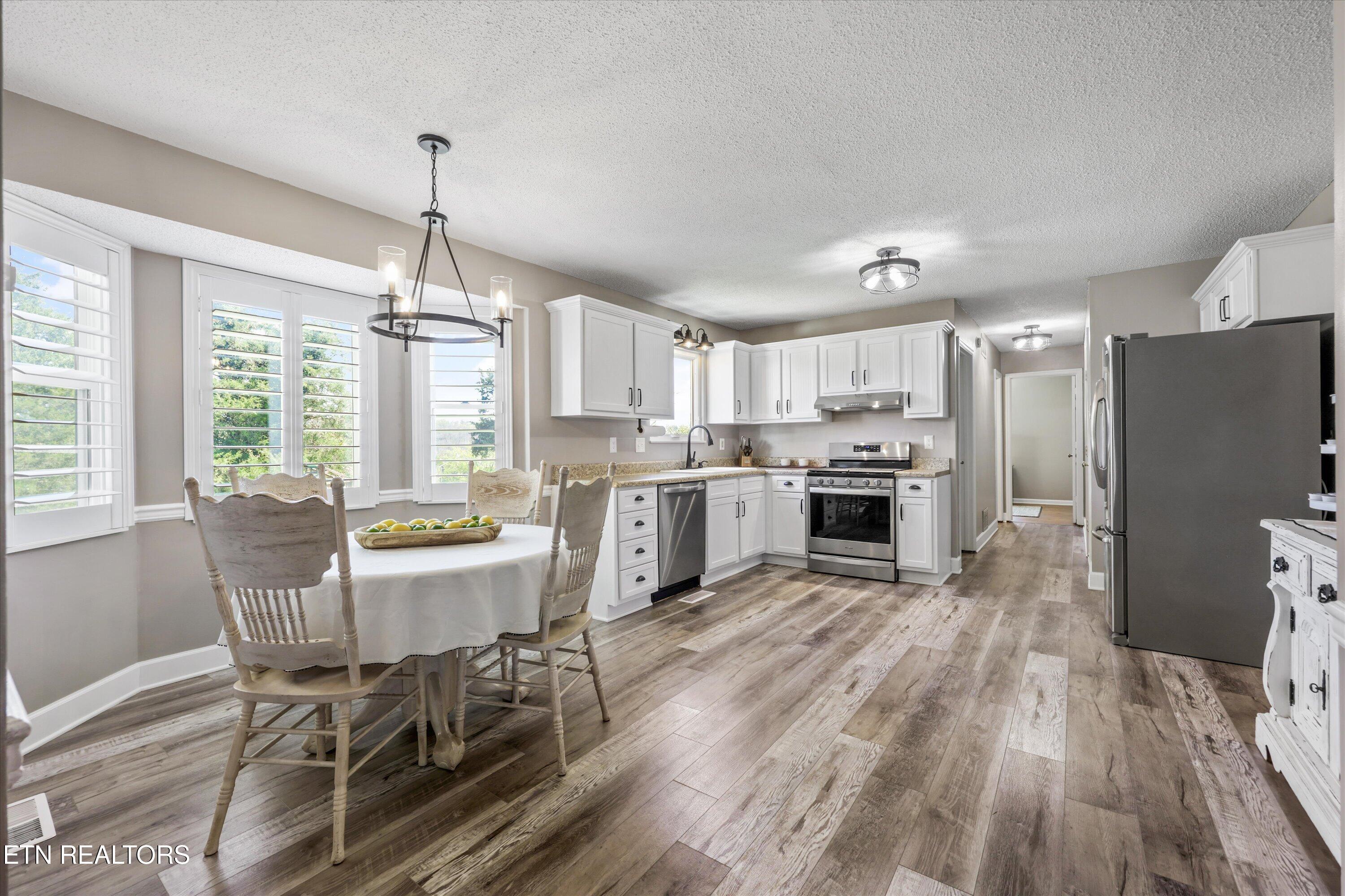 828 View Harbour Road Knoxville, TN 37934 - Photo 11 of 52 06-828 View Harbour Rd-12