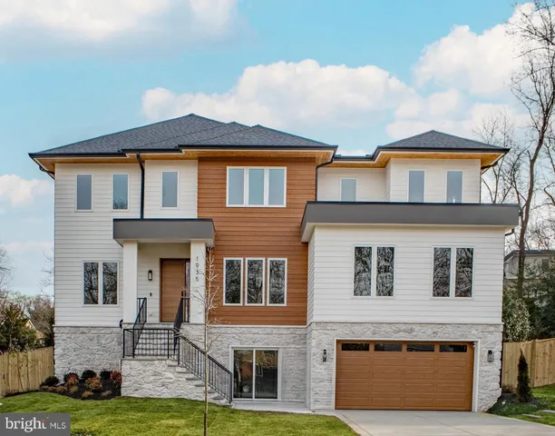 $3,180,000 | 1935 Foxhall Road, McLean, VA 22101
