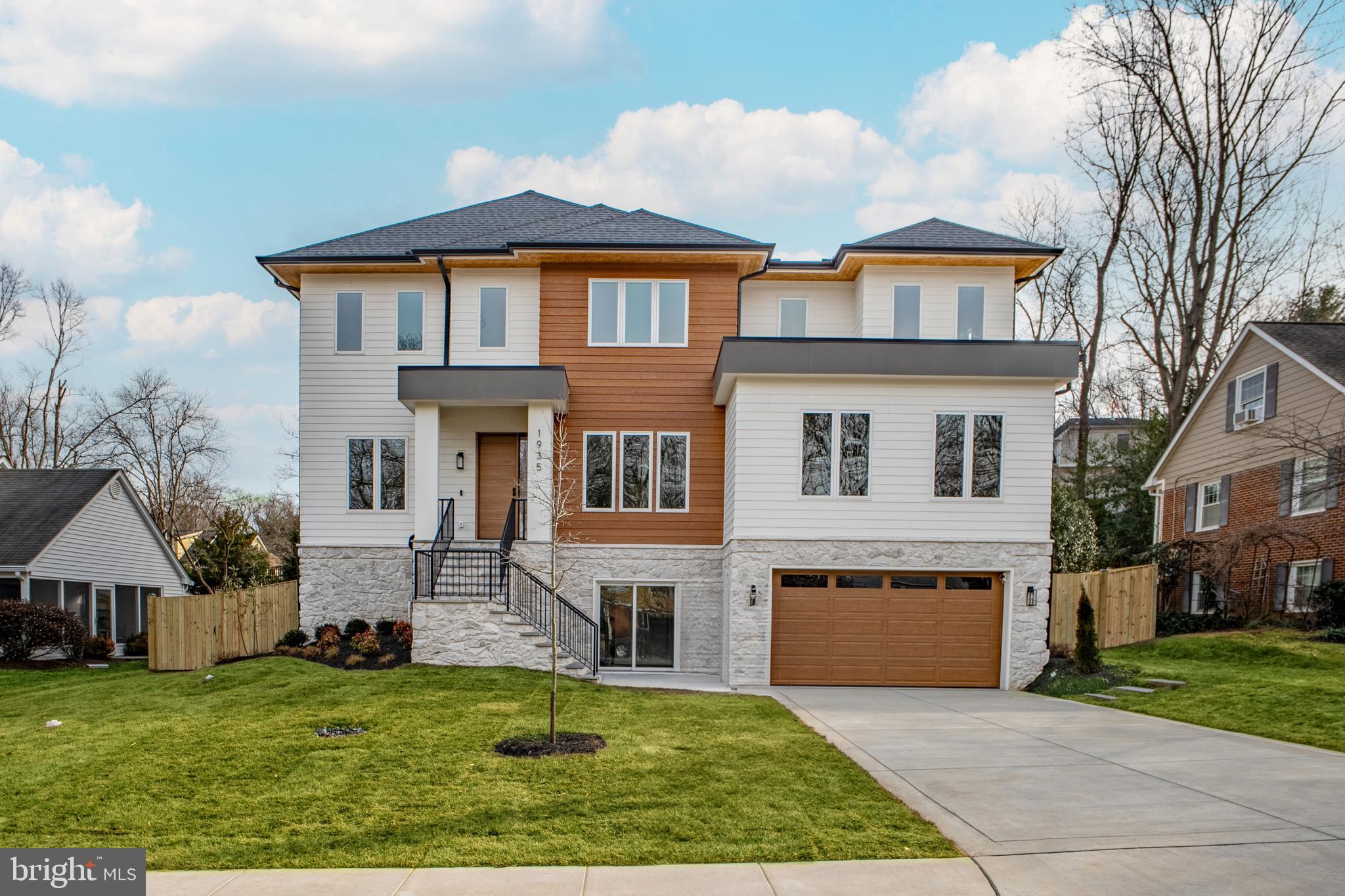 1935 Foxhall Road McLean, VA 22101 - Photo 2 of 71