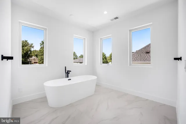 $3,180,000 | 1935 Foxhall Road, McLean, VA 22101